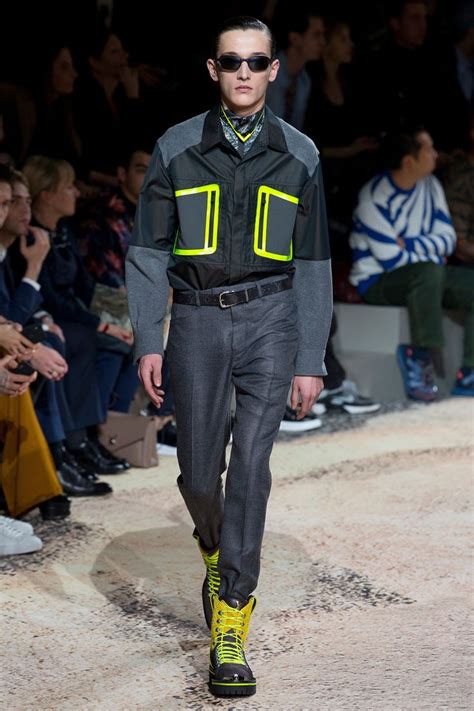 Louis Vuitton Fall 2018 Menswear Collection 